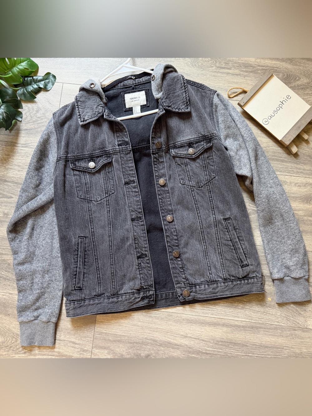 Forever 21 Y2K Style Two-Tone Built in Knit Hoodie Jean Jacket in Washed Black S